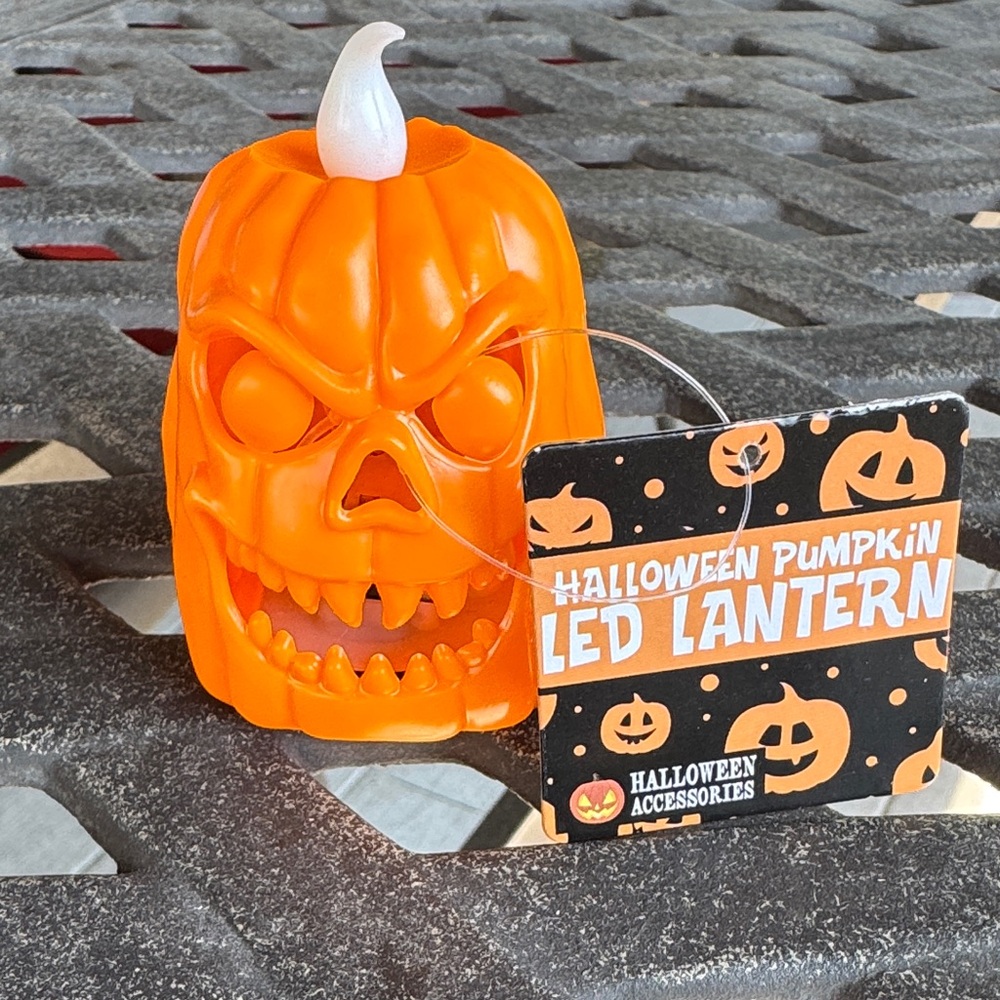Set of 2 Mini Halloween Pumpkin LED Lanterns w/very bright lights!